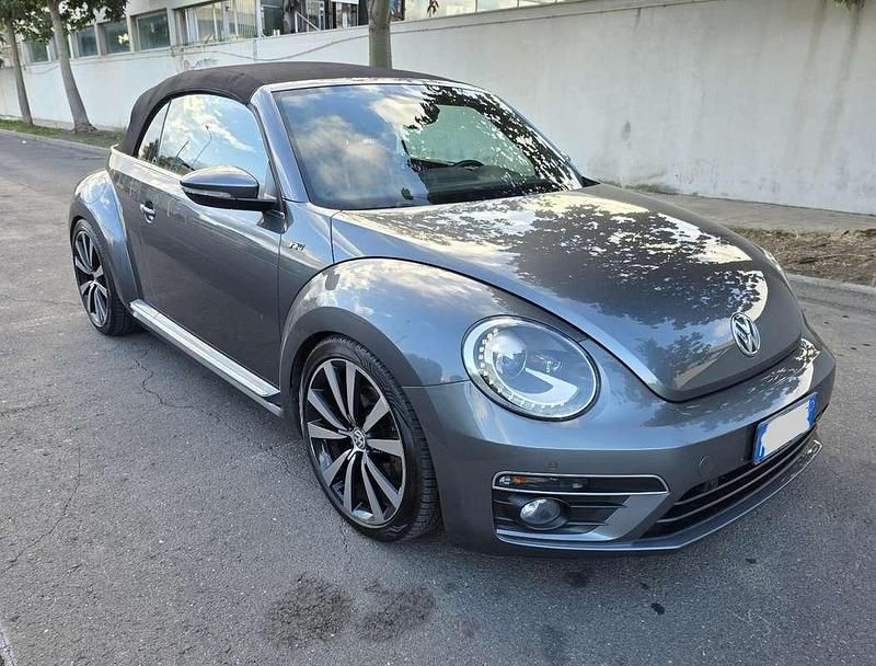 Usata VW Beetle Cabriolet Sportline 160 CV (117 kW) 2014 Cabrio