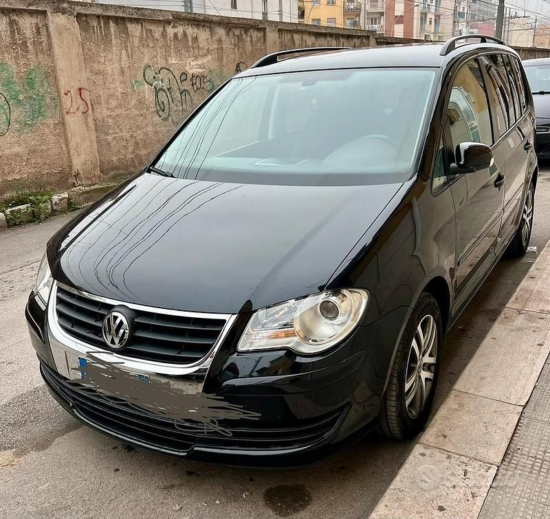 Usata VW Touran 105 CV (77 kW) 2009 Monovolume