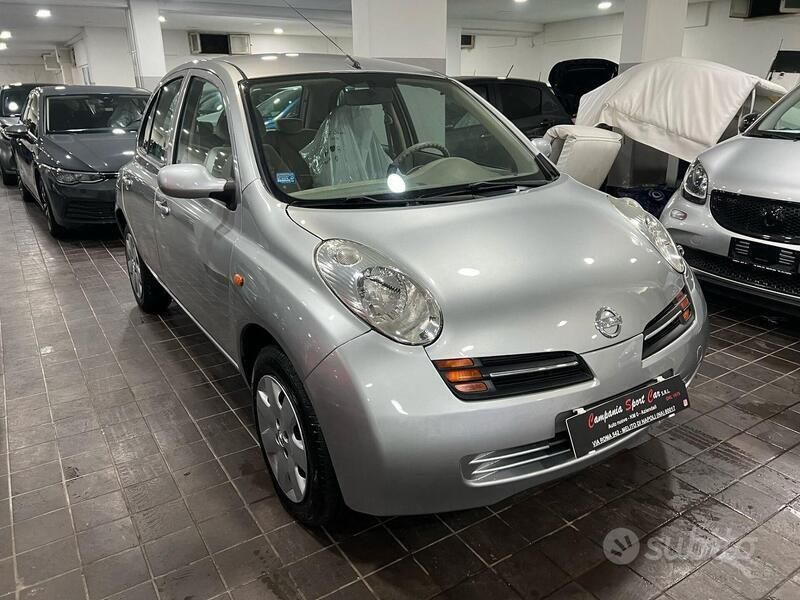 Usata Nissan Micra Tekna 82 CV (60 kW) 2006 Argento Utilitaria