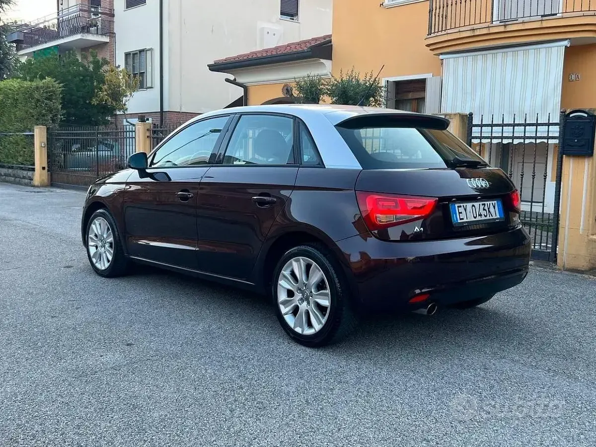 Usata Audi A1 90 CV (66 kW) 2015 Marrone Utilitaria
