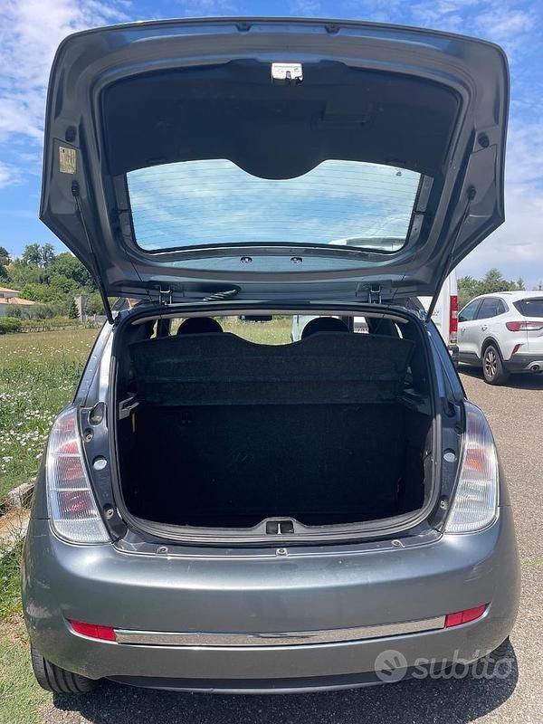 Usata Lancia Ypsilon 75 CV (55 kW) 2008 Grigio Utilitaria