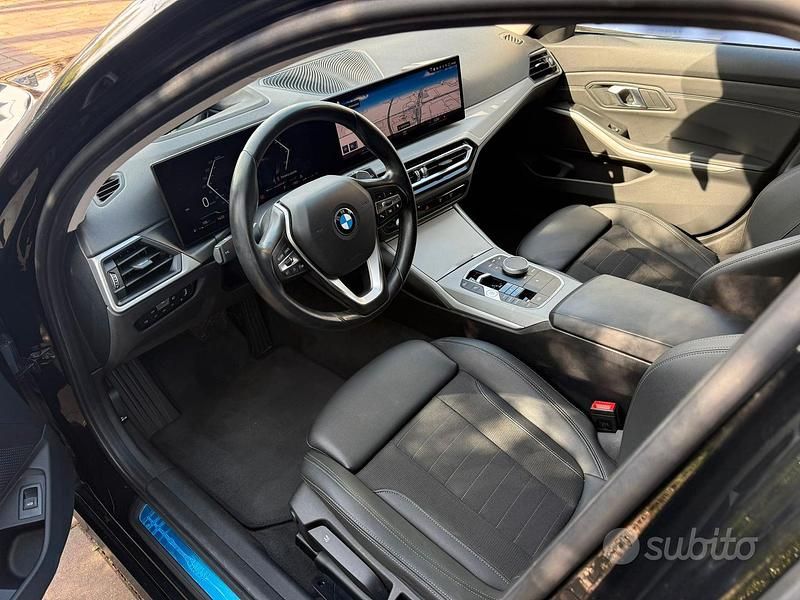 Usata BMW 316 Sport Line 116 CV (85 kW) 2022 Nero Station wagon