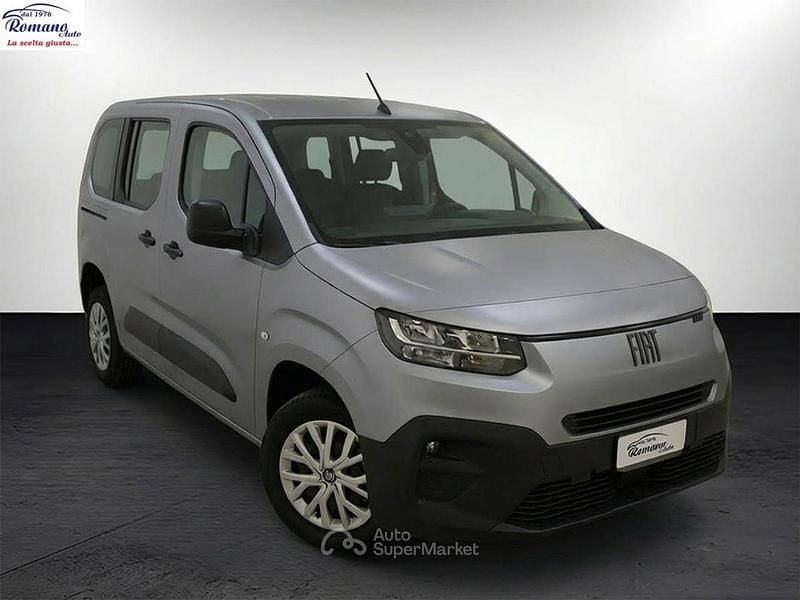 Nuova Fiat Doblò 131 CV (96 kW) 2026 Gray Monovolume