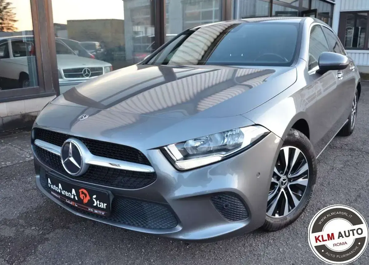 Usata Mercedes A200 163 CV (119 kW) 2019 Grigio Berlina