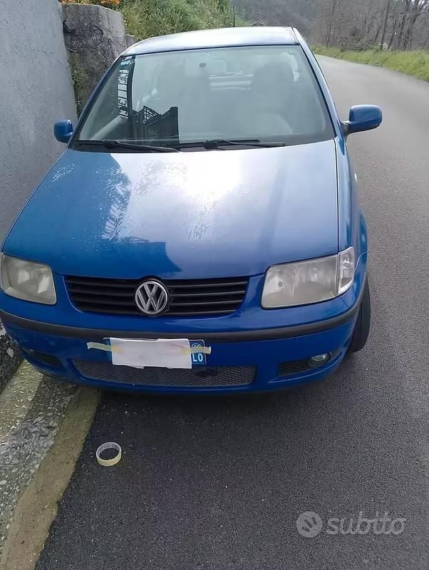 Usata VW Polo 2000 Blu Berlina
