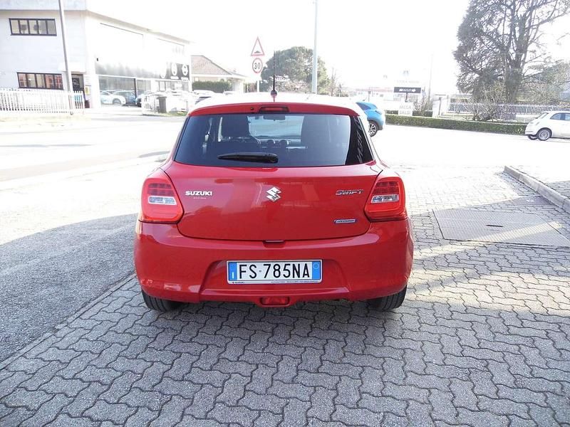 Usata Suzuki Swift 90 CV (66 kW) 2018 Other Utilitaria