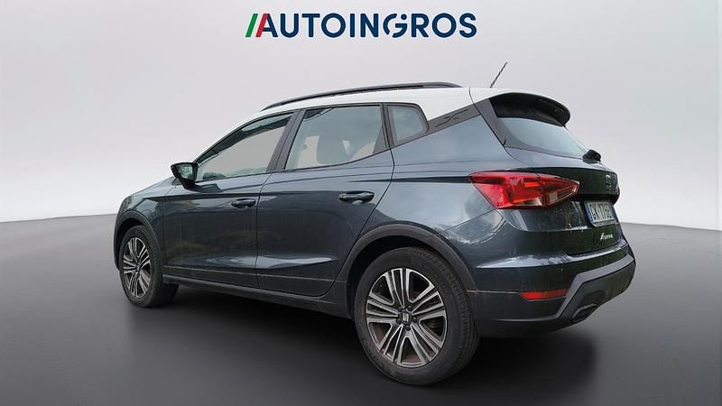 Usata Seat Arona Style 110 CV (80 kW) 2022 Grigio SUV
