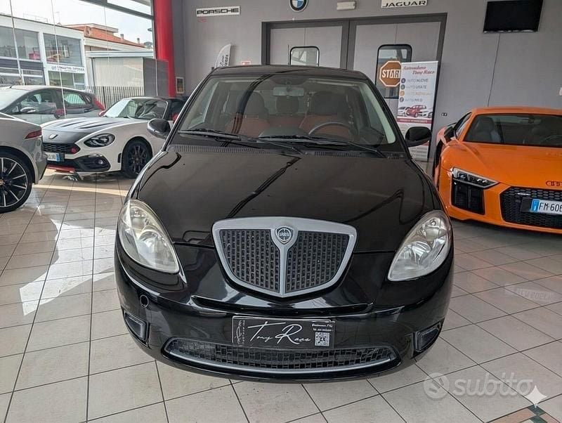 Usata Lancia Ypsilon 82 CV (60 kW) 2006 Nero Utilitaria