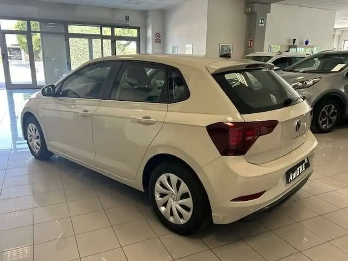 Usata VW Polo 80 CV (58 kW) 2022 Bianco Utilitaria