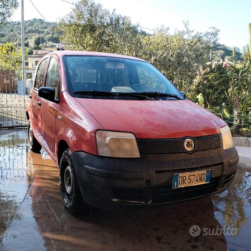 Usata Fiat Panda 70 CV (51 kW) 2008 Rosso Utilitaria