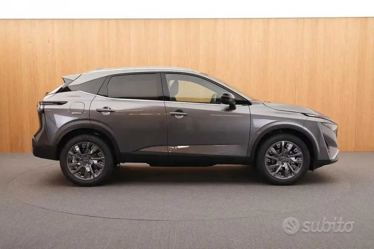 Nuova Nissan Qashqai Tekna 158 CV (116 kW) 2026 Grigio SUV