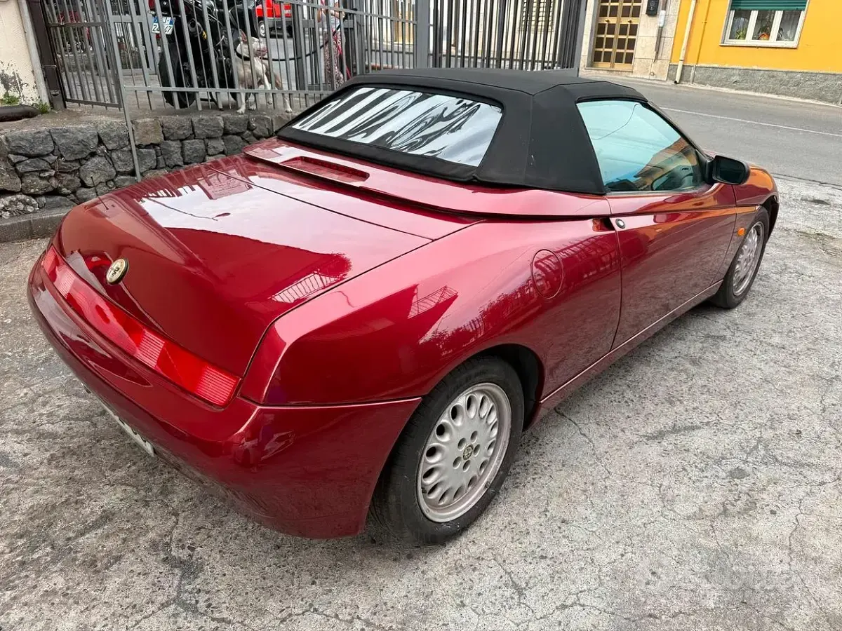 Usata Alfa Romeo Spider 1997 Rosso Cabrio
