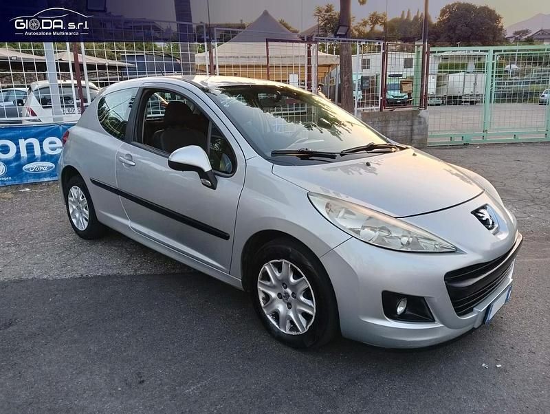 Usata Peugeot 207 73 CV (53 kW) 2011 Grigio Utilitaria