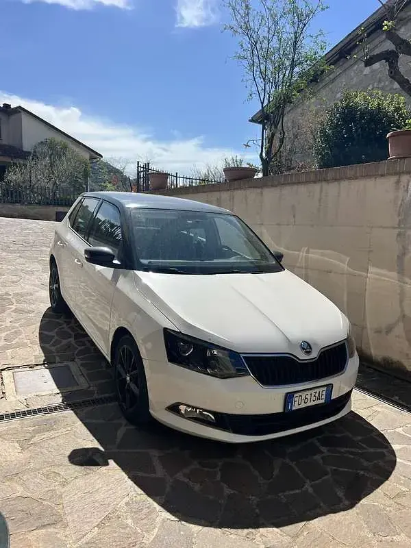 Usata Skoda Fabia Ambition 75 CV (55 kW) 2016 Berlina