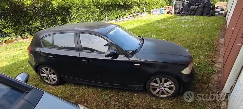Usata BMW 118 122 CV (89 kW) 2006 Utilitaria