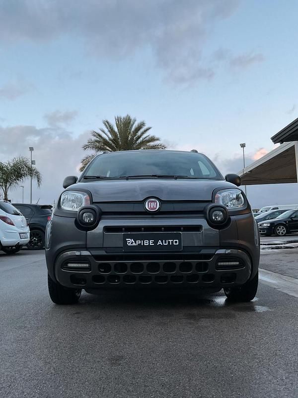 Usata Fiat Panda Cross Cross 69 CV (50 kW) 2022 Grigio Utilitaria