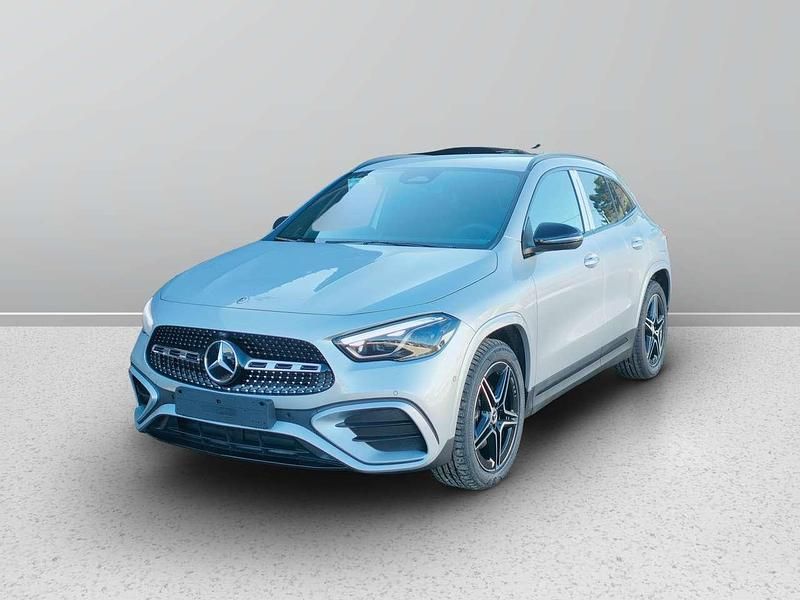 Argento hightech Nuova 2026 Mercedes GLA200 SUV | 44.800 € (Ottimo prezzo) - Immagine 1/4