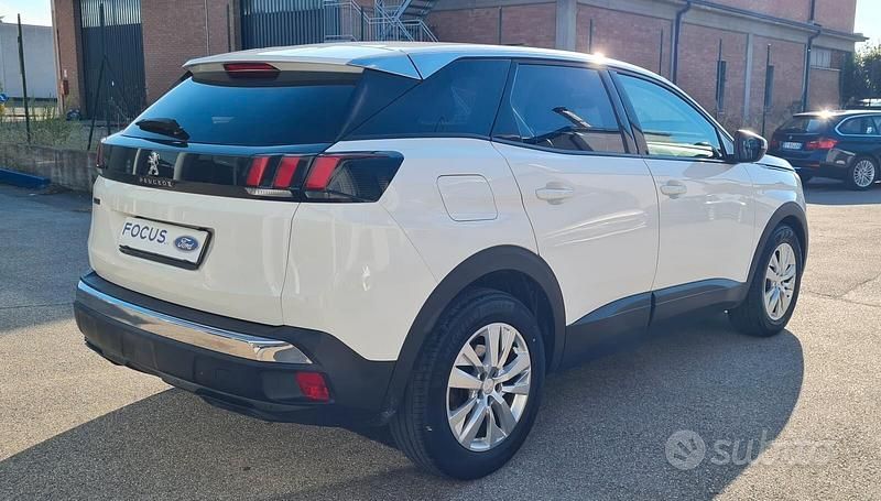 Usata Peugeot 3008 Active 131 CV (96 kW) 2018 Bianco Station wagon