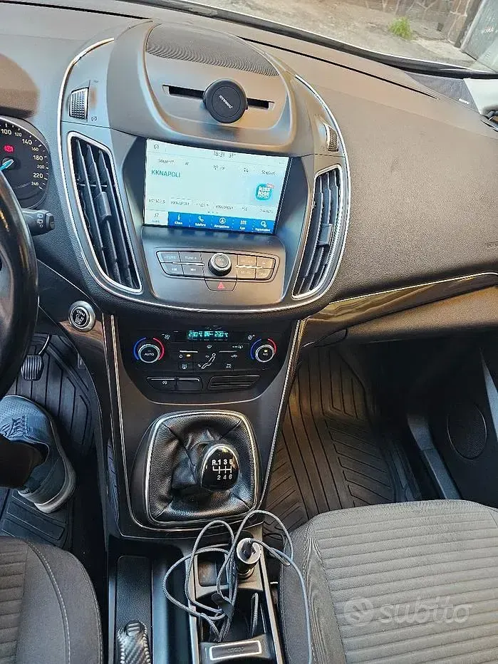 Usata Ford C-MAX Titanium 120 CV (88 kW) 2016 Grigio Monovolume