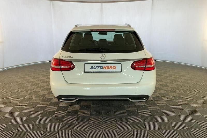 Usata Mercedes C220 170 CV (125 kW) 2016 Bianco