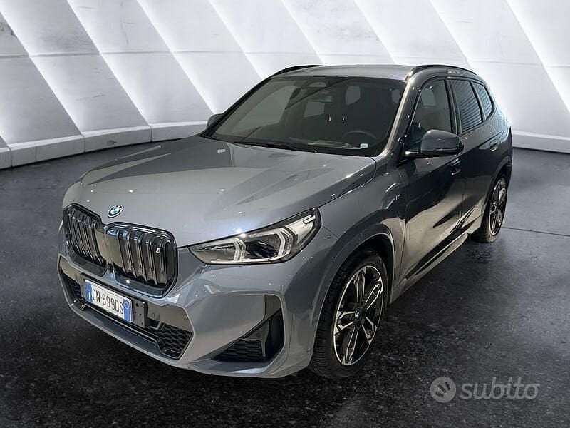 Usata BMW iX1 M Sport 230 kW (313 CV) 2023 Grigio SUV