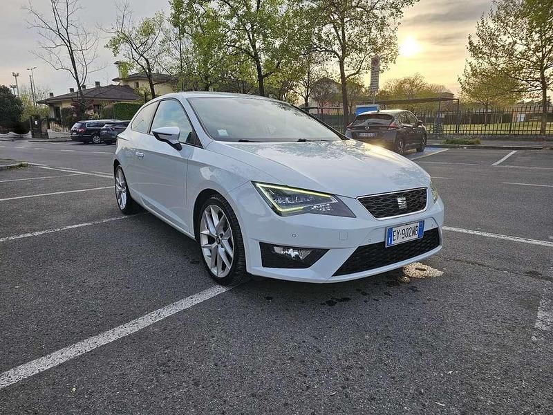 Usata Seat Leon SC FR 150 CV (110 kW) 2015 Utilitaria