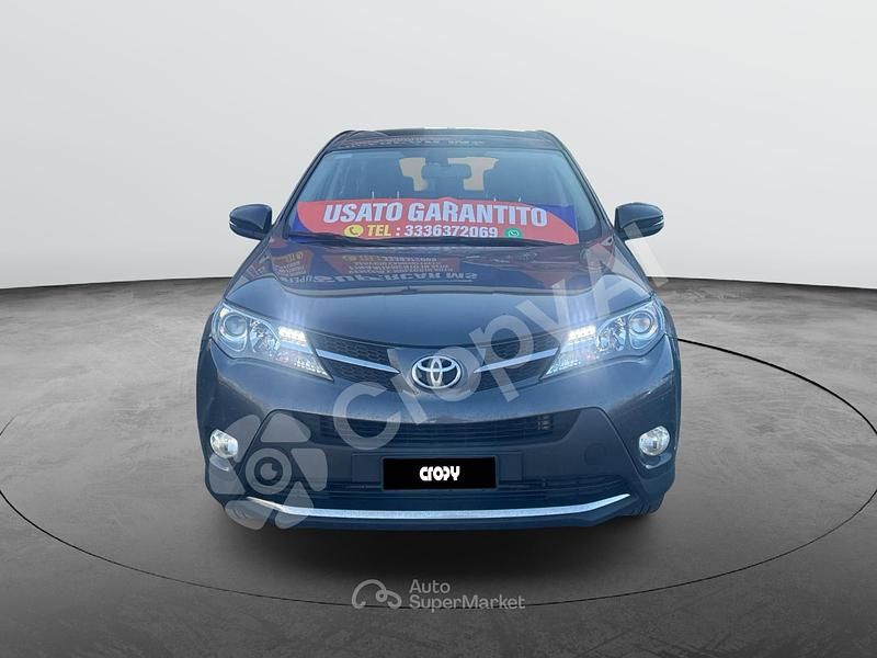 Usata Toyota RAV4 124 CV (91 kW) 2014 SUV