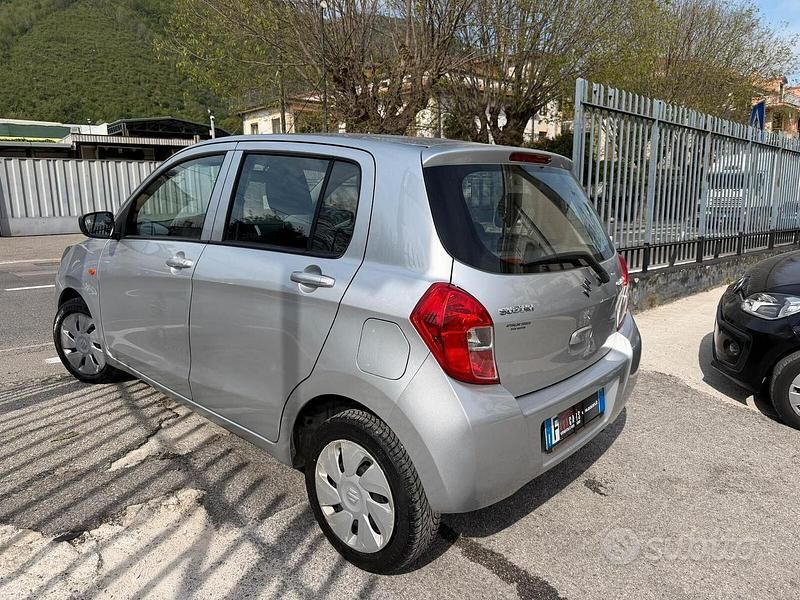 Usata Suzuki Celerio 68 CV (50 kW) 2016 Grigio Utilitaria
