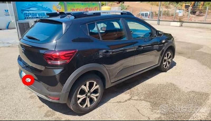 Usata Dacia Sandero Comfort 101 CV (74 kW) 2022 Nero Utilitaria