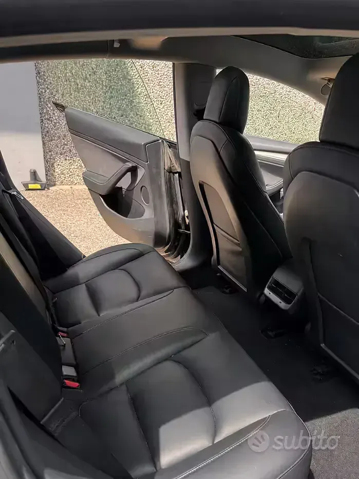 Usata Tesla Model 3 152 kW (208 CV) 2021 Nero Berlina