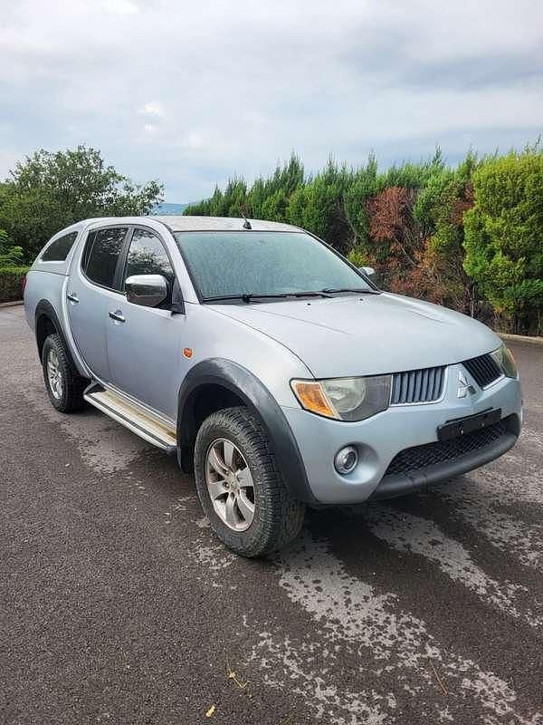 Usata Mitsubishi L200 Intense 136 CV (100 kW) 2008 Pick-up