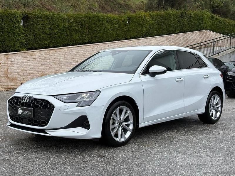 Usata Audi A3 Advanced 116 CV (85 kW) 2025 Bianco Berlina