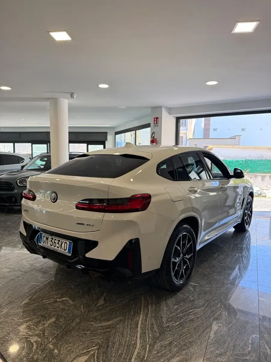 Usata BMW X4 M Sport 190 CV (139 kW) 2023 Bianco SUV