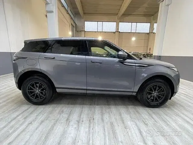 Usata Land Rover Range Rover evoque R-Dynamic 150 CV (110 kW) 2020 Grigio SUV