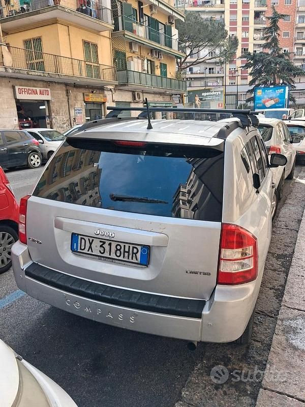 Usata Jeep Compass 140 CV (102 kW) 2009 Grigio SUV