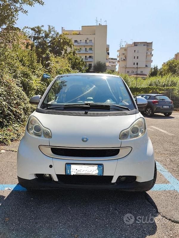 Begagnad Smart ForTwo Coupé 71 HK (52 kW) 2010 Halvkombi