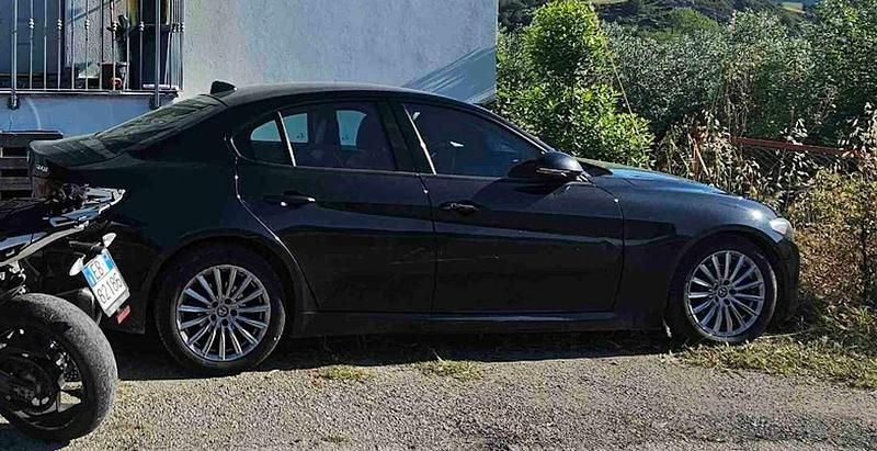 Usata Alfa Romeo Giulia Business 179 CV (131 kW) 2016 Nero Berlina