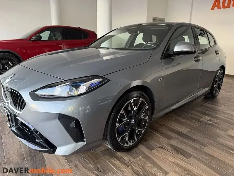 Usata BMW 120 M Sport 170 CV (125 kW) 2024 Grigio Utilitaria