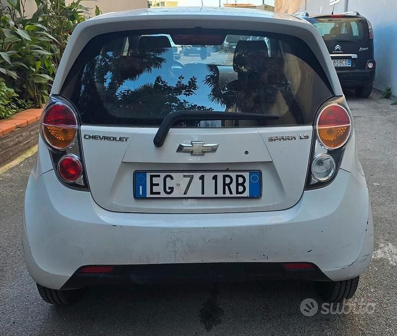 Bianco Usata 2010 Chevrolet Spark Utilitaria | 2800 € (Super prezzo) - Immagine 1/4