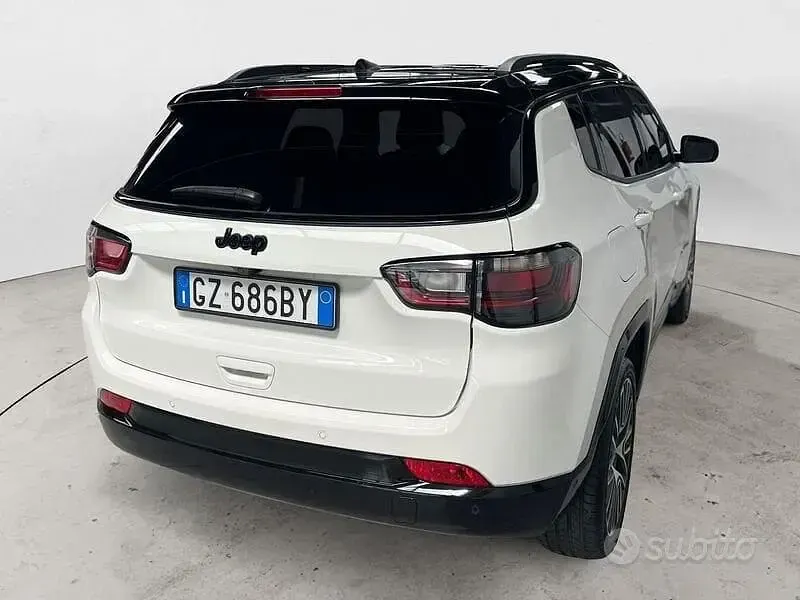 Usata Jeep Compass Summit 131 CV (96 kW) 2025 Bianco SUV