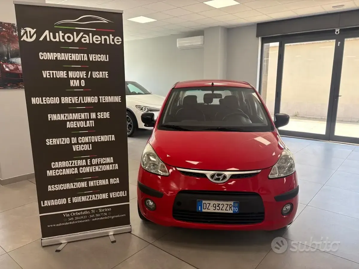 Usata Hyundai i10 Style 67 CV (49 kW) 2010 Rosso Utilitaria