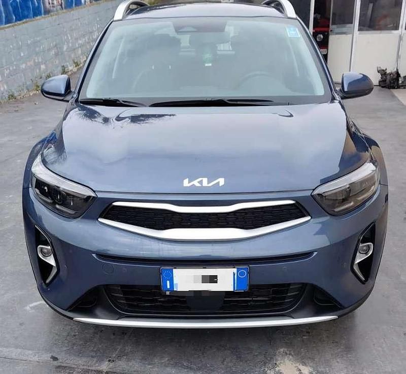 Usata Kia Stonic Urban 82 CV (60 kW) 2024 Blu/azzurro SUV