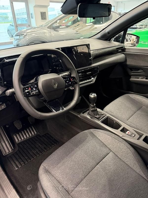 Nuova Renault Clio V Evolution 116 CV (85 kW) 2026 Gray Berlina