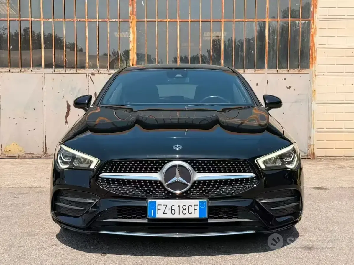 Usata Mercedes CLA200 Shooting Brake 150 CV (110 kW) 2019 Nero Station wagon