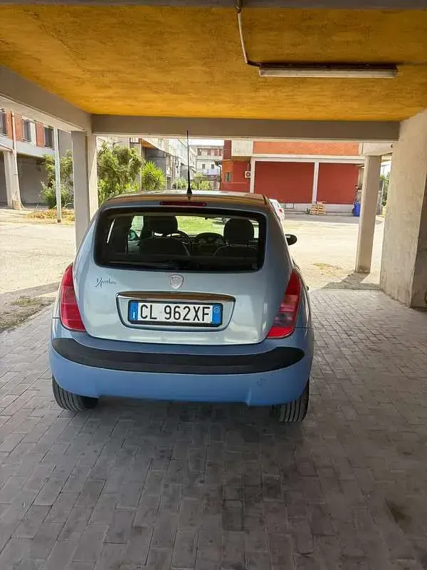 Usata Lancia Ypsilon 80 CV (58 kW) 2004 Utilitaria