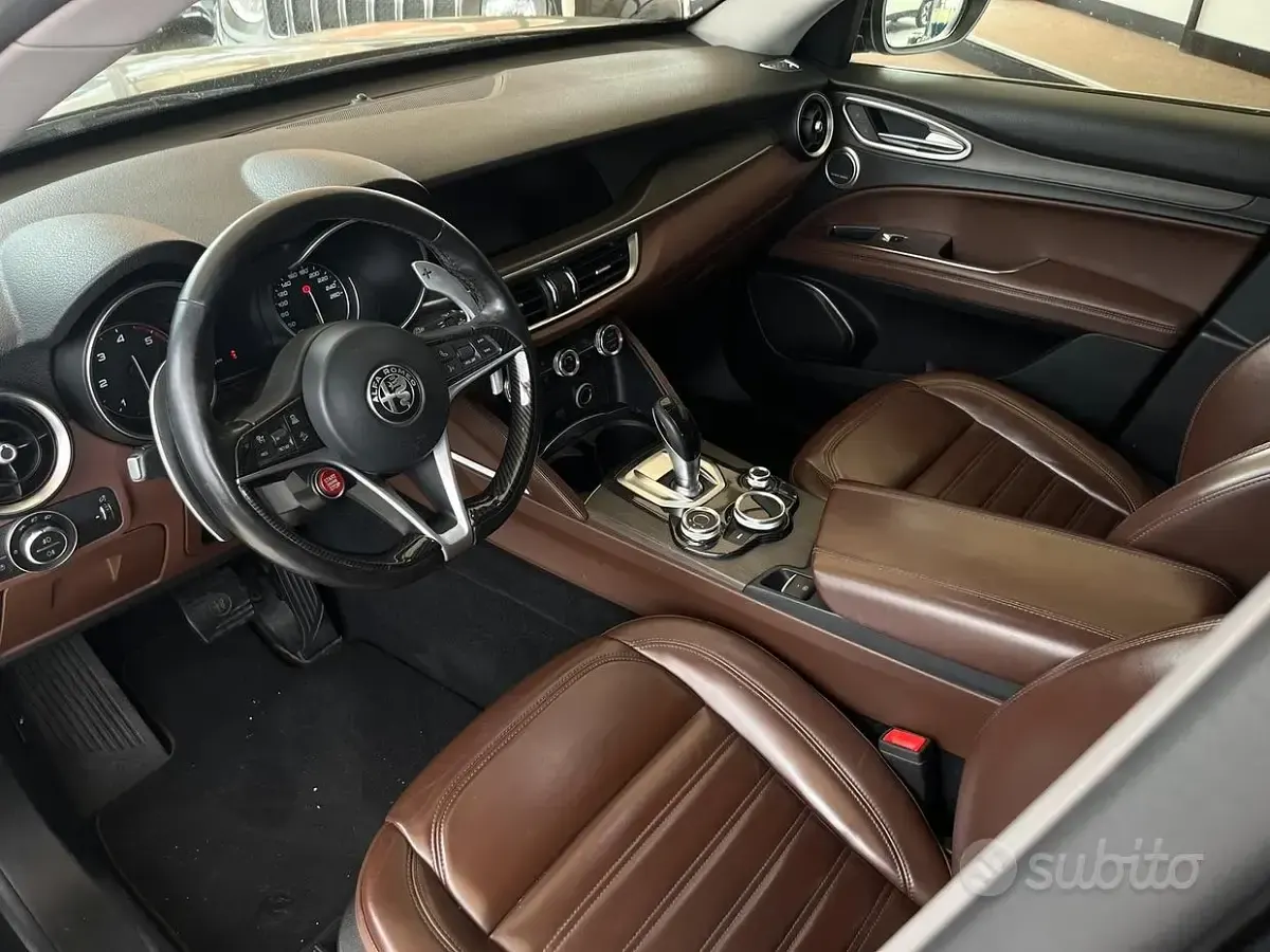 Usata Alfa Romeo Stelvio 210 CV (154 kW) 2017 SUV
