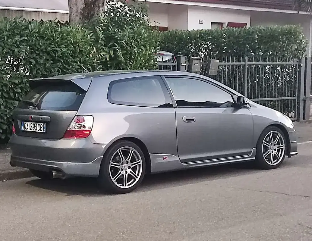 Usata Honda Civic Type R 200 CV (147 kW) 2006 Berlina