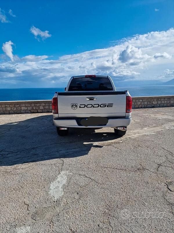 Käytetty Dodge Ram 2025 Harmaa Nouto