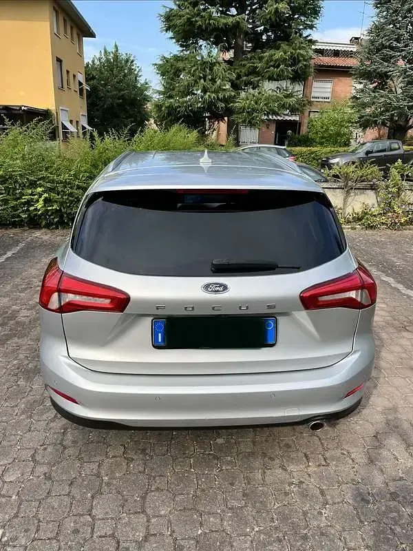 Usata Ford Focus Active 120 CV (88 kW) 2020 Grigio Station wagon
