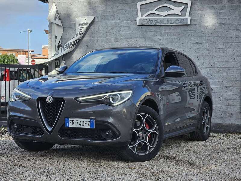 Usato 2018 Alfa Romeo Stelvio 1.9 Diesel 210 CV (28.900 €)